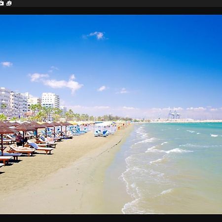 Panikos Beach Apartment I Larnaca Esterno foto